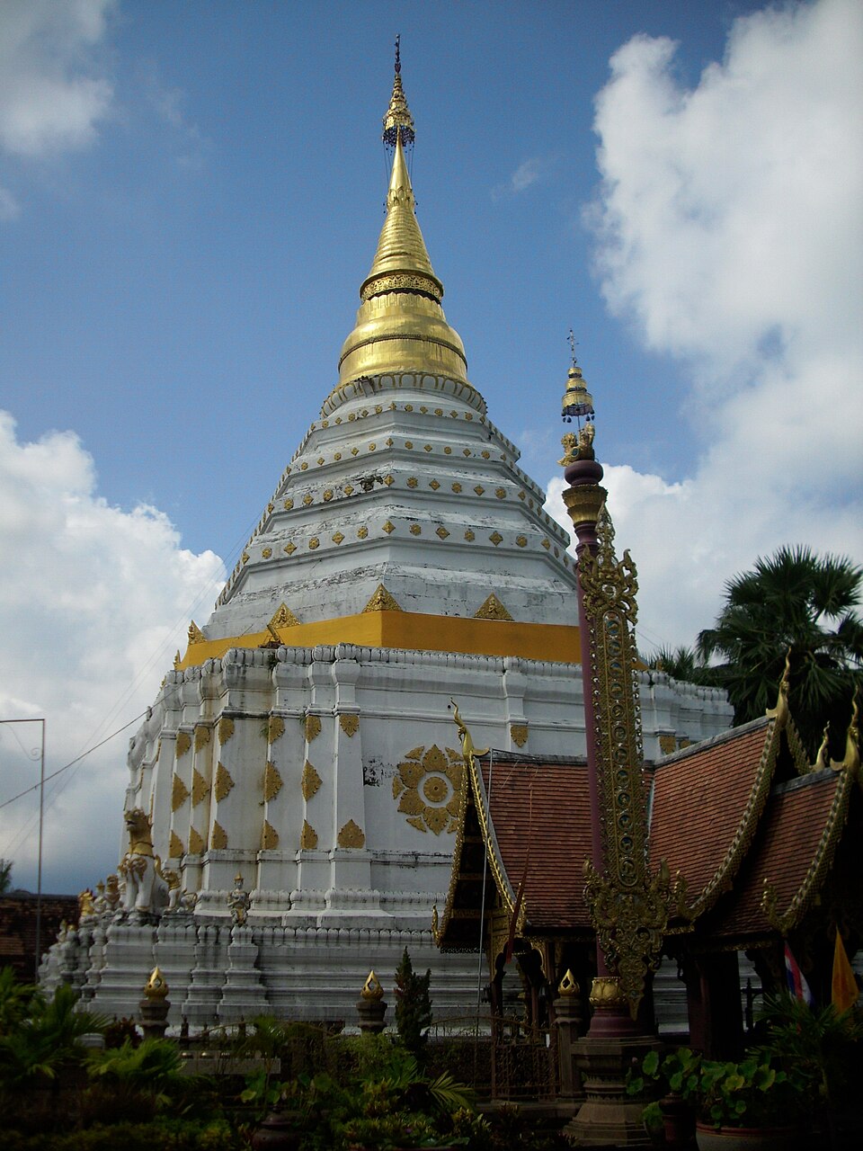 วัดเชียงยืน · Wat Chiang Yuen