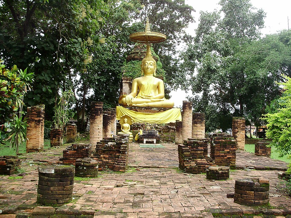 รูปถ่ายของ วัดพระธาตุสองพี่น้อง — วัด-สิ่งศักดิ์สิทธิ์ ในเชียงราย ถ่ายโดย Sarawut VRW · Photograph of Wat Phra That Song Phi Nong, Wats & Sacred Places in Chiang Rai, by Sarawut VRW