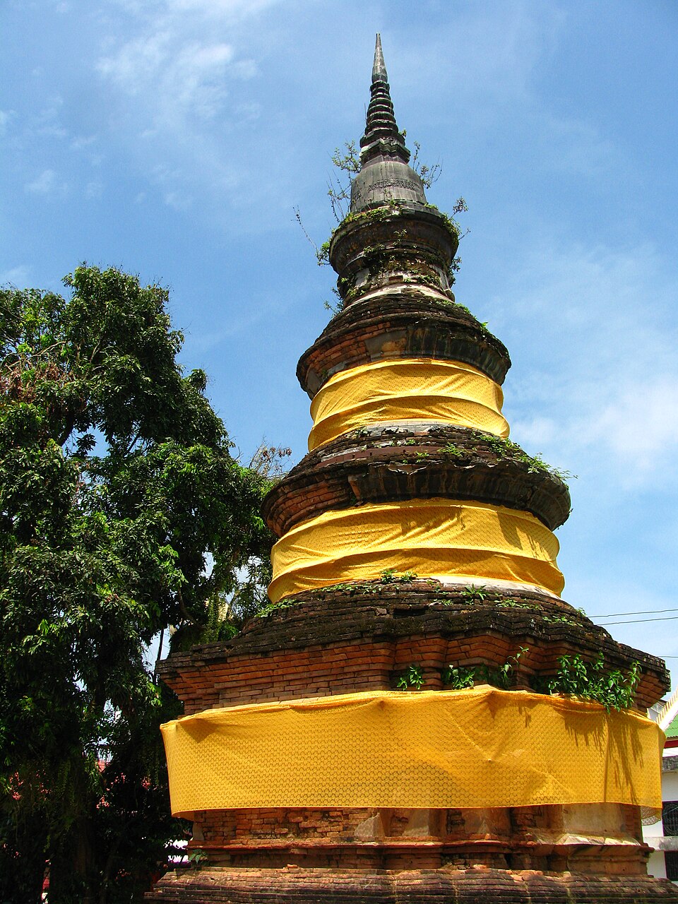 รูปถ่ายของ Wat Pong Sanuk — วัด-สิ่งศักดิ์สิทธิ์ ในเชียงราย ถ่ายโดย Andromeda Oscar · Photograph of Wat Pong Sanuk, Wats & Sacred Places in Chiang Rai, by Andromeda Oscar