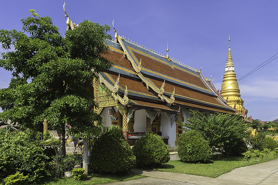 รูปถ่ายของ วัดเชตุพน — วัด-สิ่งศักดิ์สิทธิ์ ในเชียงราย ถ่ายโดย Stefan Fussan · Photograph of Wat Chetuphon Temple Complex, Wats & Sacred Places in Chiang Rai, by Stefan Fussan