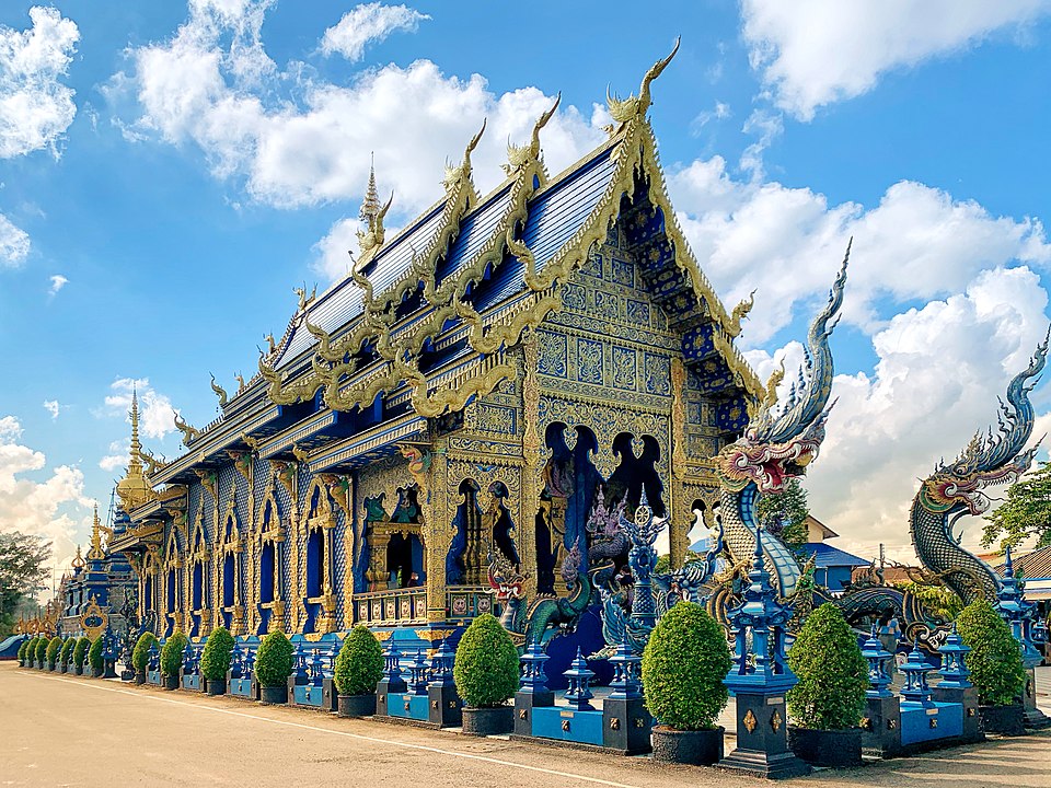 รูปถ่ายของ วัดร่องเสือเต้น — วัด-สิ่งศักดิ์สิทธิ์ ในเชียงราย ถ่ายโดย Chainwit. · Photograph of Wat Rong Suea Ten, Wats & Sacred Places in Chiang Rai, by Chainwit.